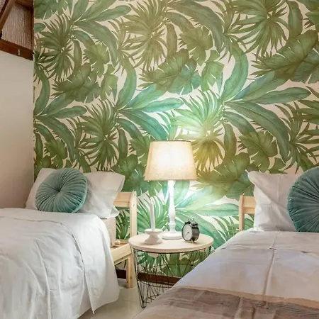 The Palm Pognana Lario